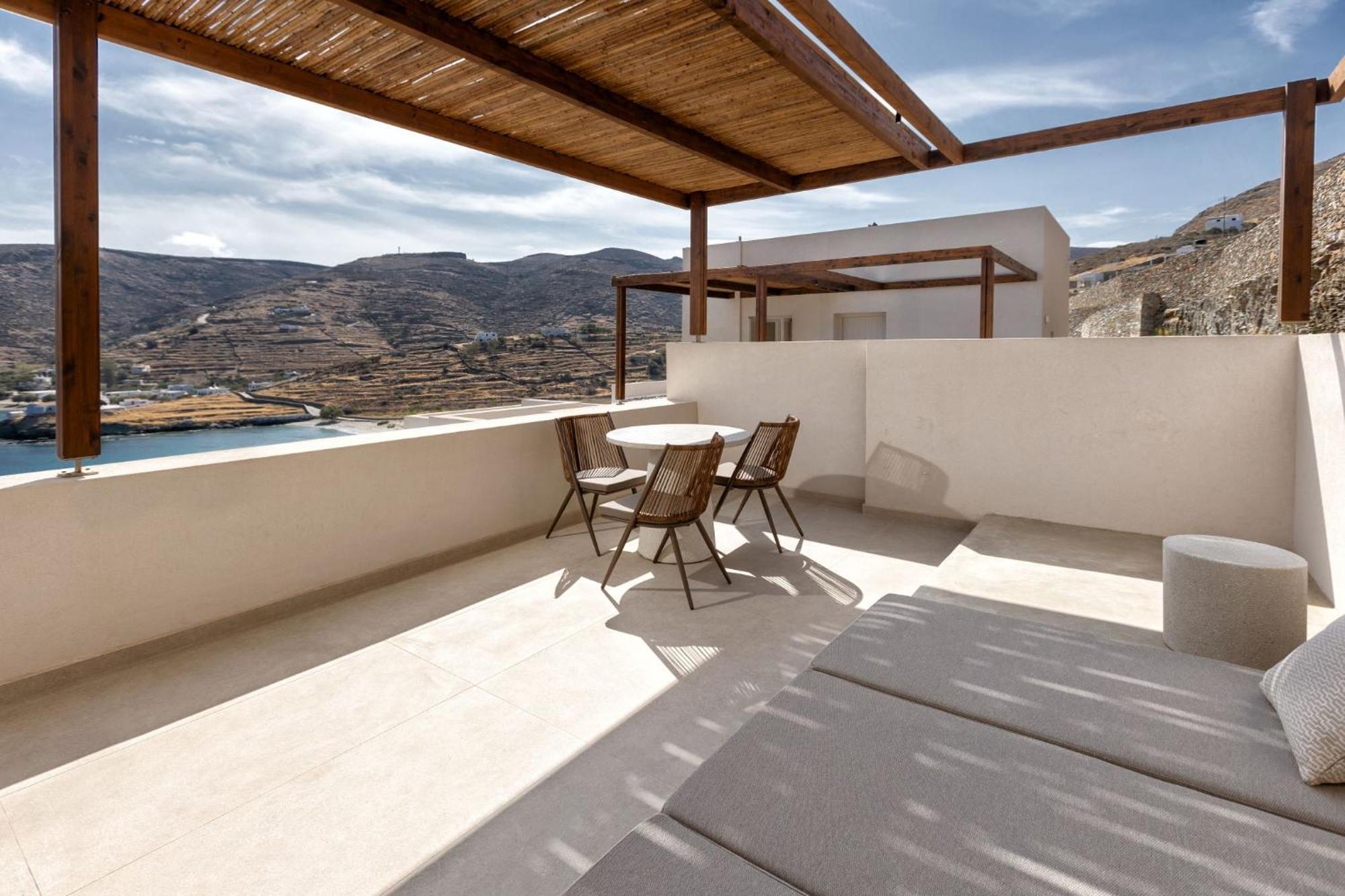 Yfes Kythnos Exterior foto