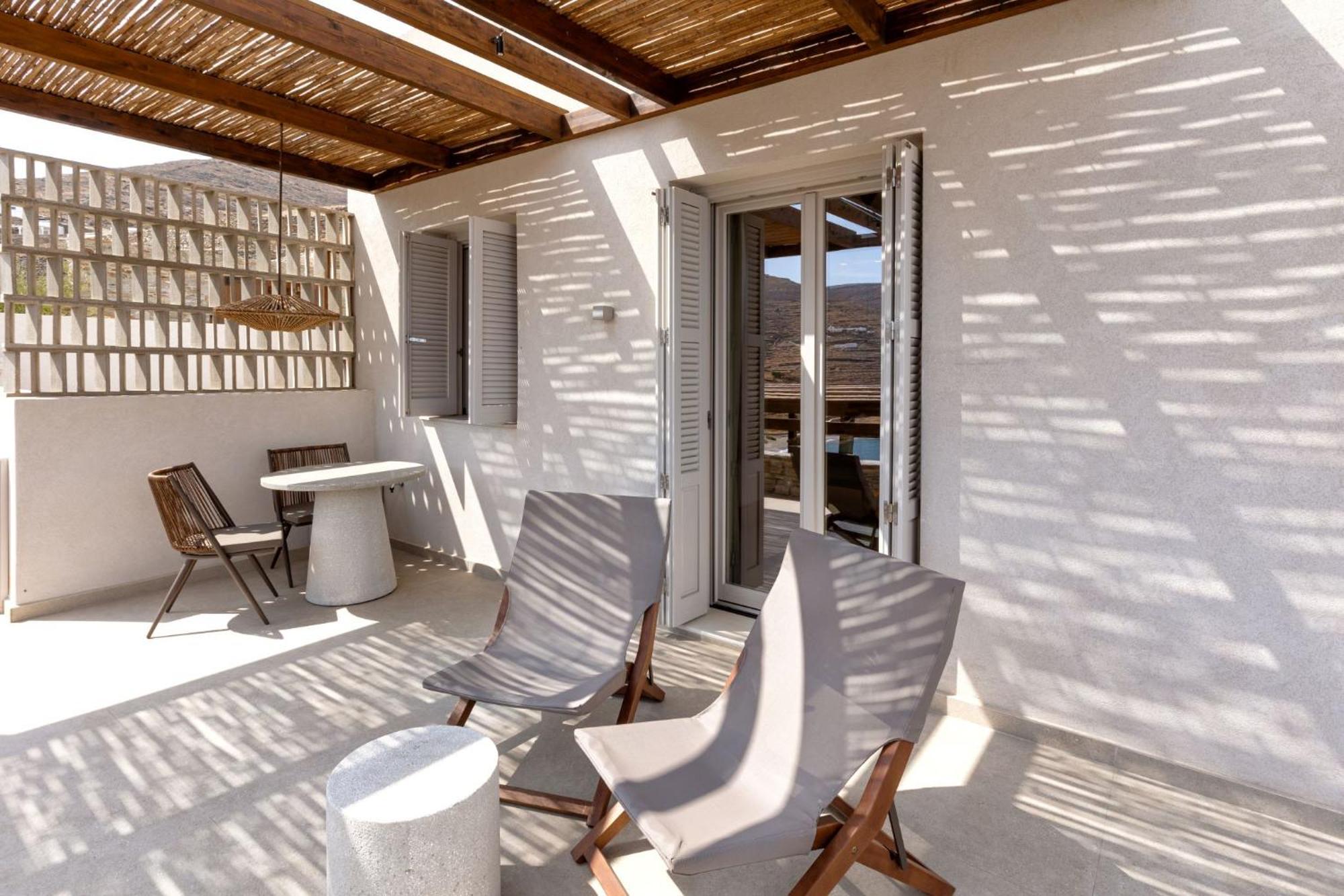 Yfes Kythnos Exterior foto